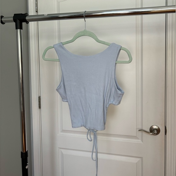 Blue backless crop top - Picture 1 of 3